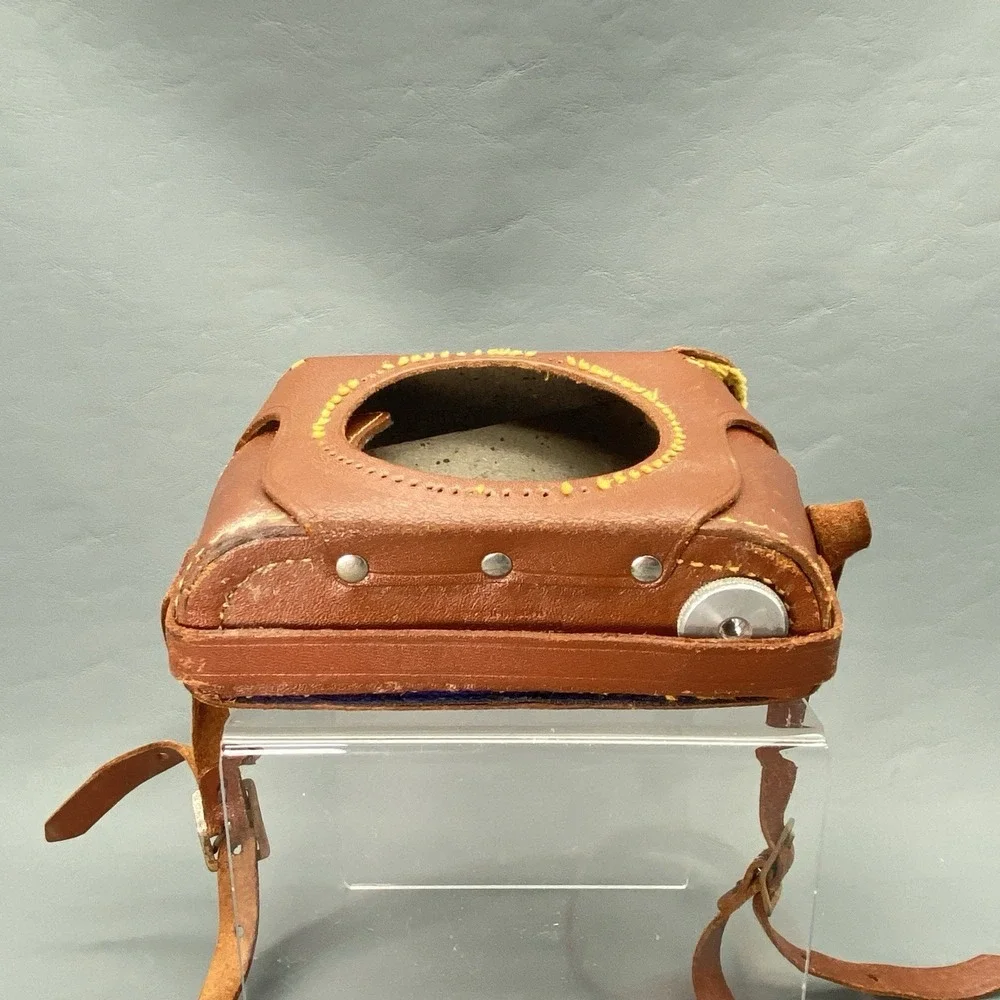 Argus Anastigmat A2B Vintage Film Camera in Leather Case Decors Untested/Parts